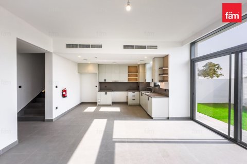 Villa in Dubai 3 bedrooms, 144.8 sq.m. № 143323 - photo 7