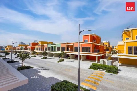 Maison de ville à Dubai, 5 chambres, 219.7 m², № 143988 - photo 15