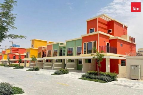 Maison de ville à Dubai, 5 chambres, 219.7 m², № 143988