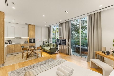 Снять в аренду квартиру в The Neighbourhood, Аль-Барари, Дубай: студию, 65.59м², № 145540 - фото 5