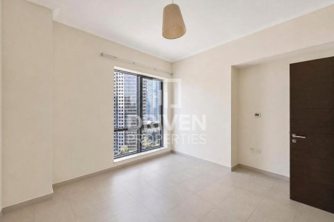 Appartement à South Ridge, Downtown Dubai (Downtown Burj Dubai), Dubai, 2 chambres, 134.06 m², № 144564 - photo 10