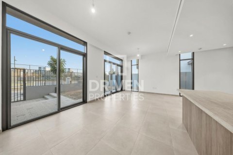 Townhouse in Mudon, Dubai 4 bedrooms, 248.33 sq.m. № 145440 - photo 4