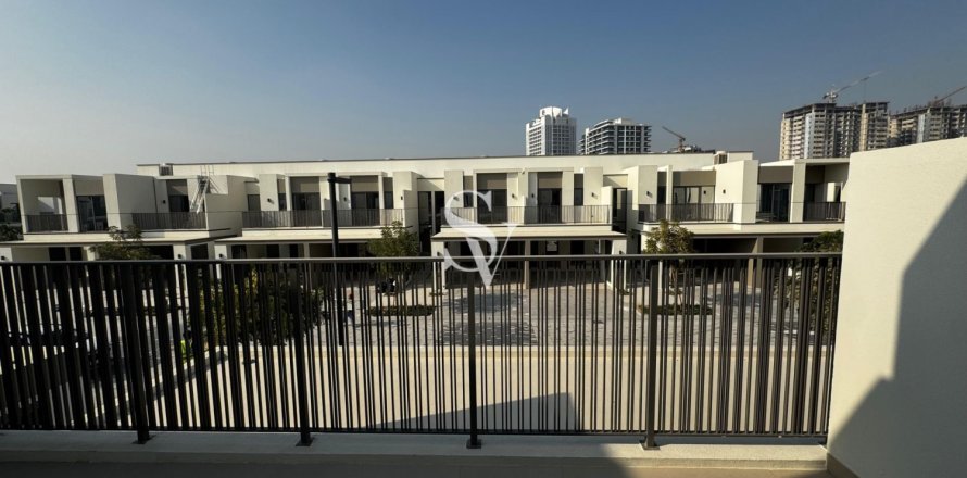 Townhouse in Tilal Al Ghaf, Dubai 3 bedrooms, 141 sq.m. № 109079