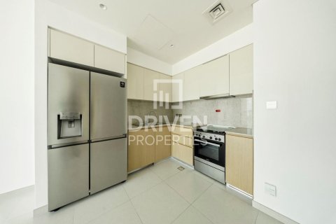 شقة في Burj Royale, وسط مدينة دبي, دبي 2 غرف نوم, 98.2 م² رقم 145117 - صورة 13