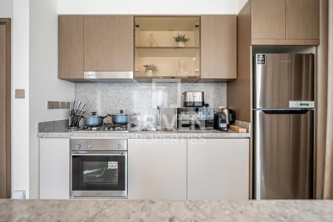 Appartement à EMAAR Beachfront, Dubai Harbour, Dubai, 1 chambre, 85.1 m², № 144940 - photo 7