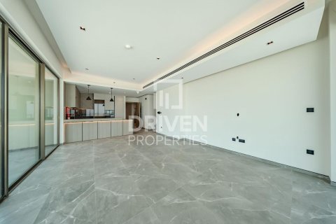 Appartement à Dubai, 2 chambres, 163.88 m², № 144437