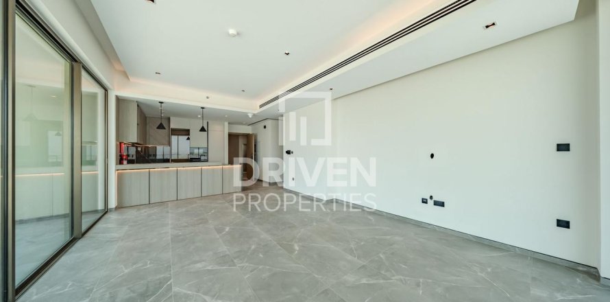 Appartement à Dubai, 2 chambres, 163.88 m², № 144437