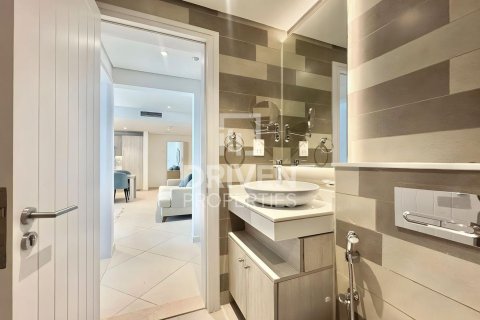 Снять в аренду квартиру в Seven Palm, Пальма Джумейра, Дубай: 1 спальня, 61.5м², № 145617 - фото 9