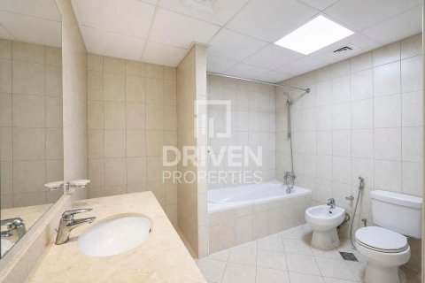 Снять в аренду квартиру в Motor City, Дубай: 3 спальни, 207.92м², № 145360 - фото 18