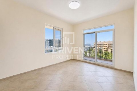 Снять в аренду квартиру в Motor City, Дубай: 3 спальни, 207.92м², № 145360 - фото 4