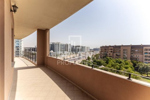 Снять в аренду квартиру в Motor City, Дубай: 3 спальни, 207.92м², № 145360 - фото 14