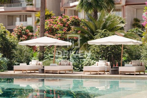 Apartment in The Crescent, Palm Jumeirah, Dubai 3 bedrooms, 505.3 sq.m. № 144252 - photo 2
