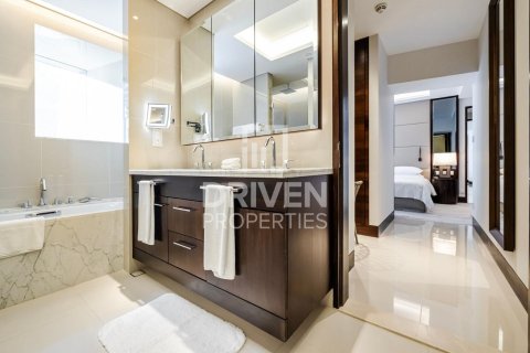 Apartment in The Address Sky View Towers, Downtown Dubai (Downtown Burj Dubai), Dubai 2 bedrooms, 123.47 sq.m. № 145127 - photo 6