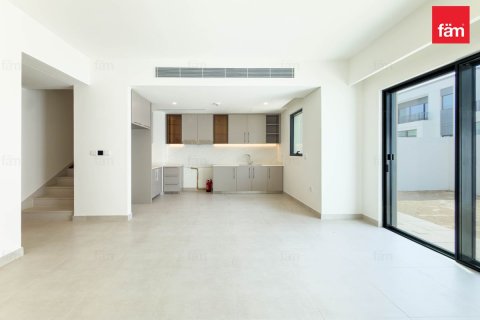 Villa à Dubai, 3 chambres, 144.8 m², № 143699 - photo 2