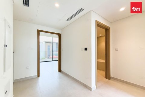 Villa à Dubai, 3 chambres, 144.8 m², № 143699 - photo 6
