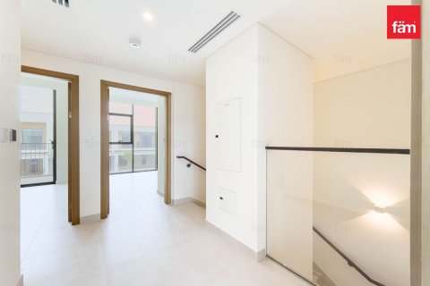 Villa à Dubai, 3 chambres, 144.8 m², № 143699 - photo 4
