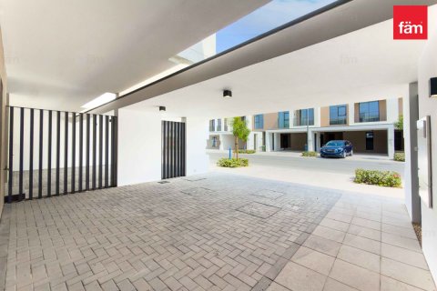 Villa à Dubai, 3 chambres, 144.8 m², № 143699 - photo 11
