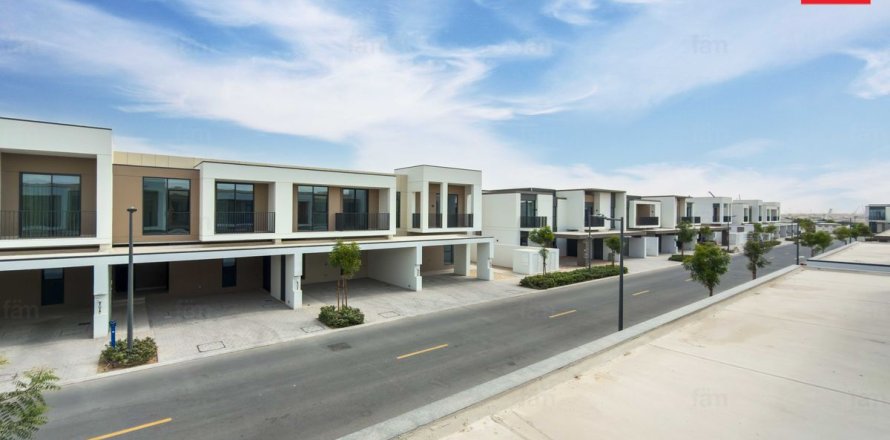 Villa à Dubai, 3 chambres, 144.8 m², № 143699