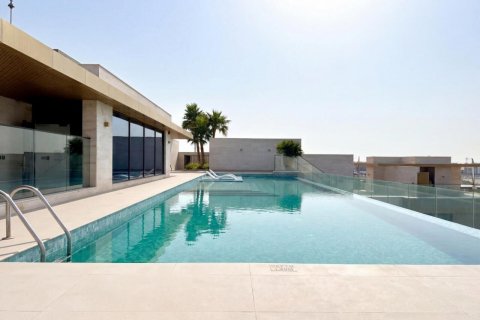Apartment in Dubai 3 bedrooms, 165 sq.m. № 143372 - photo 20