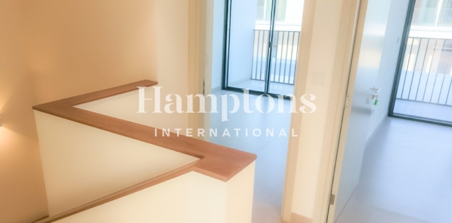 Townhouse in The Valley, Dubai 3 bedrooms, 137.682 sq.m. № 143794