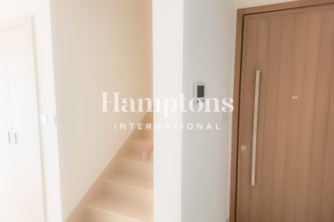 Townhouse in The Valley, Dubai 3 bedrooms, 137.68224600 sq.m. № 143794 - photo 14