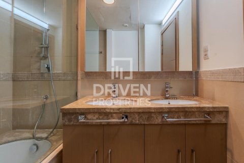 Appartement à Burj Vista, Downtown Dubai (Downtown Burj Dubai), Dubai, 3 chambres, 191.38 m², № 144172 - photo 19