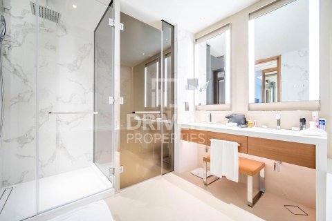Apartment in The Address Residences Dubai Opera, Downtown Dubai (Downtown Burj Dubai), Dubai 3 bedrooms, 165.46 sq.m. № 145055 - photo 17