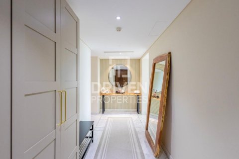 Apartment in Downtown Dubai (Downtown Burj Dubai), Dubai 4 bedrooms, 302.21 sq.m. № 144167 - photo 16