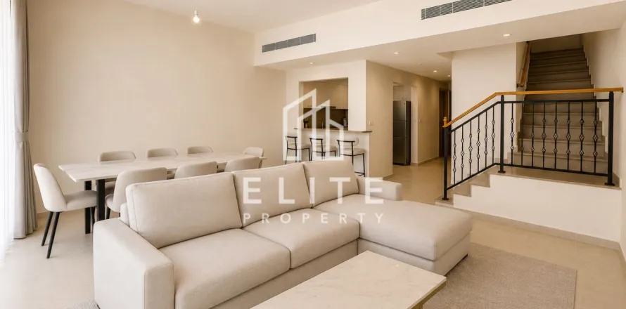 Townhouse in Damac Lagoons, Dubai 4 bedrooms, 209 sq.m. № 145907