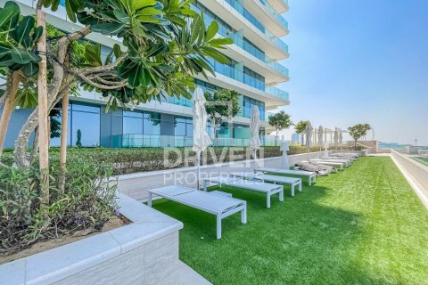 Apartment in EMAAR Beachfront, Dubai Harbour, Dubai 1 bedroom, 69.03 sq.m. № 144438 - photo 13