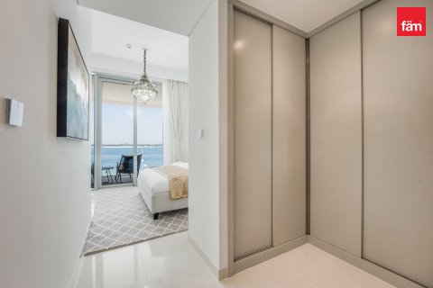 Apartment in Dubai Harbour, Dubai 3 bedrooms, 180.8 sq.m. № 145983 - photo 8