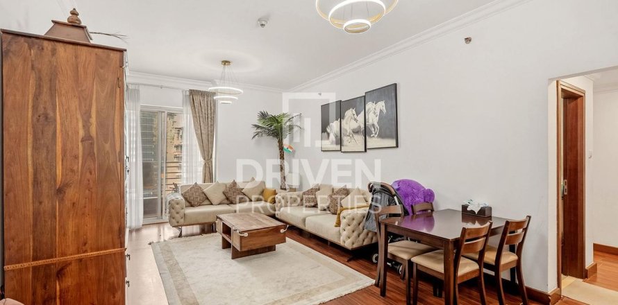 Apartment in Jumeirah Lake Towers, Dubai 2 bedrooms, 121.52 sq.m. № 145450