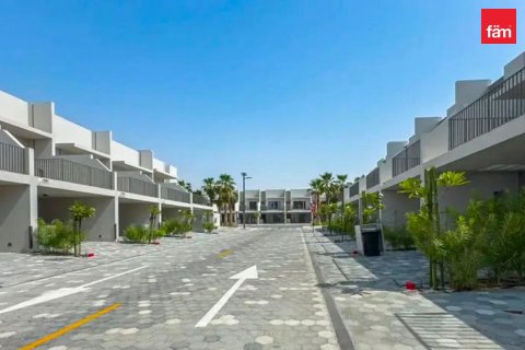 Townhouse in Mohammed Bin Rashid City, Dubai 2 bedrooms, 110.2 sq.m. № 143829 - photo 10