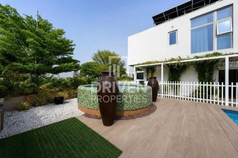 Villa à Dubai, 6 chambres, 608.51 m², № 144721 - photo 30