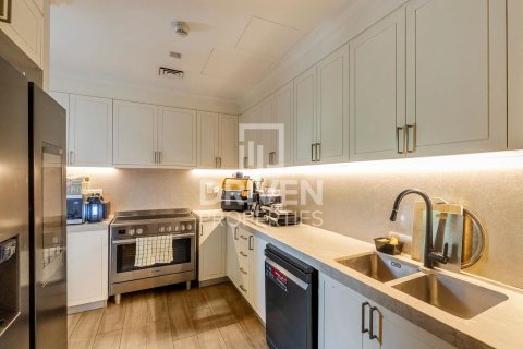 Adosado en Jumeirah, Dubai, 4 dormitorios, 397.9 m², № 144466 - foto 22