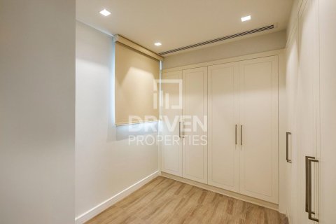 Adosado en Jumeirah, Dubai, 4 dormitorios, 397.9 m², № 144466 - foto 20