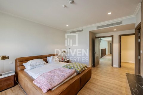 Adosado en Jumeirah, Dubai, 4 dormitorios, 397.9 m², № 144466 - foto 18