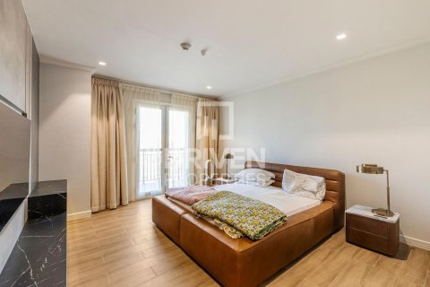 Adosado en Jumeirah, Dubai, 4 dormitorios, 397.9 m², № 144466 - foto 17