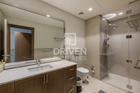 Adosado en Jumeirah, Dubai, 4 dormitorios, 397.9 m², № 144466 - foto 23
