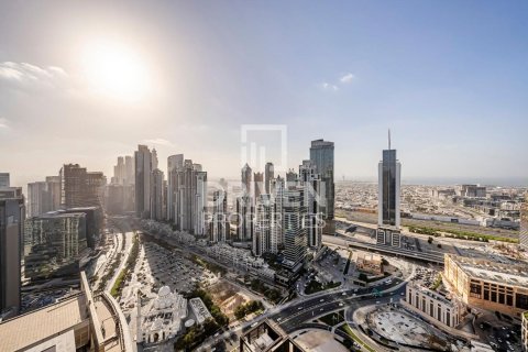 Apartamento en BLVD Crescent, Downtown Dubai (Downtown Burj Dubai), Dubai, 2 dormitorios, 130.34 m², № 145348 - foto 18