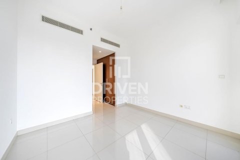 Apartamento en BLVD Crescent, Downtown Dubai (Downtown Burj Dubai), Dubai, 2 dormitorios, 130.34 m², № 145348 - foto 8
