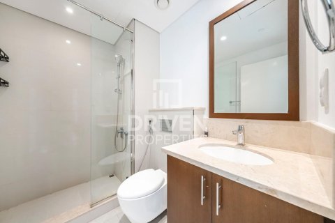 Apartamento en BLVD Crescent, Downtown Dubai (Downtown Burj Dubai), Dubai, 2 dormitorios, 130.34 m², № 145348 - foto 11