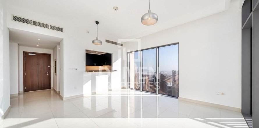 Apartamento en BLVD Crescent, Downtown Dubai (Downtown Burj Dubai), Dubai, 2 dormitorios, 130.34 m², № 145348