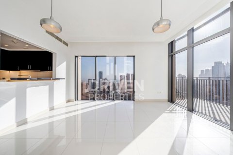 Apartamento en BLVD Crescent, Downtown Dubai (Downtown Burj Dubai), Dubai, 2 dormitorios, 130.34 m², № 145348 - foto 2