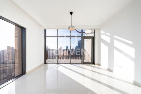 Apartamento en BLVD Crescent, Downtown Dubai (Downtown Burj Dubai), Dubai, 2 dormitorios, 130.34 m², № 145348 - foto 3