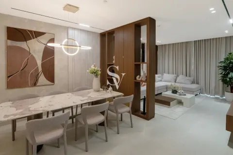 Apartment in Dubai Land, Dubai 2 bedrooms, 140 sq.m. № 67777