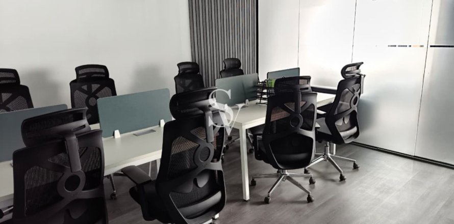 Офис в Бизнес-Бэе, Дубай, 90м², № 112176