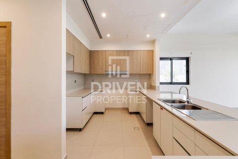 Villa à Sidra Villas, Dubai Hills Estate, Dubai, 5 chambres, 560.11 m², № 144619 - photo 8