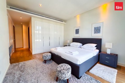 Apartment in City Walk, Dubai 2 bedrooms, 177.4 sq.m. № 145946 - photo 12