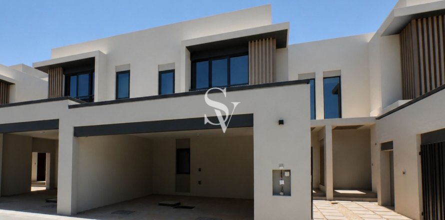 Таунхаус в Джабаль-Али, Дубай, 4 спальни, 257м², № 121824